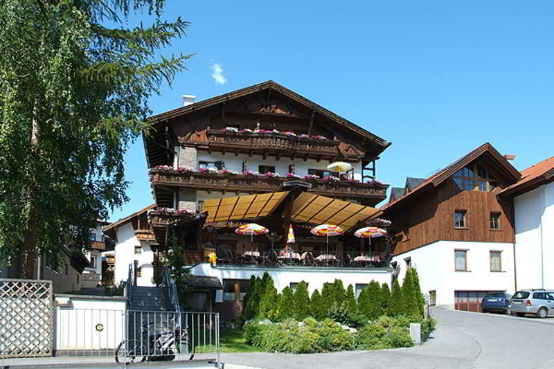 Hotel Tirolerhof Серфаус Экстерьер фото