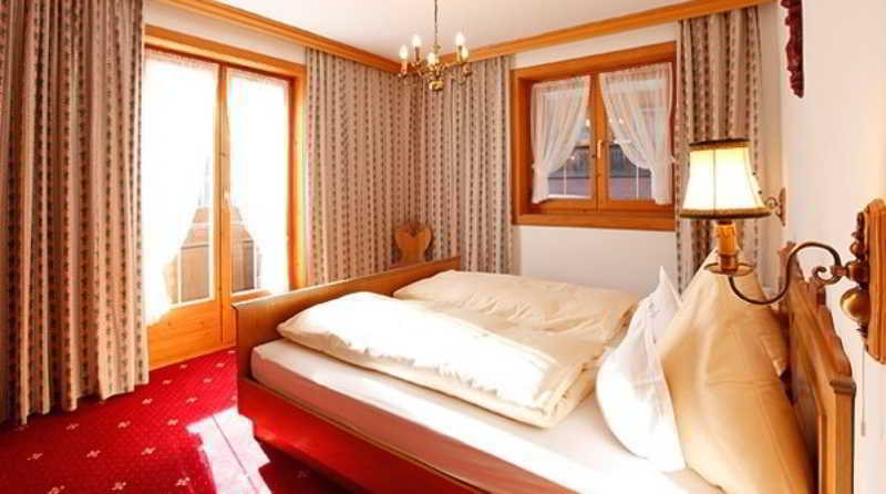 Hotel Tirolerhof Серфаус Экстерьер фото